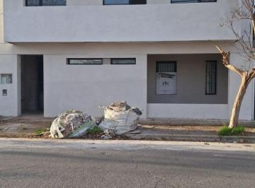 PH · 81m² · 4 Ambientes · PH 4 Amb. a Estrenar