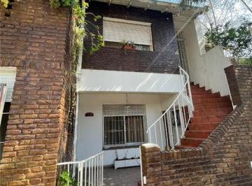 Casa · 175m² · 7 Ambientes · Bloque de Dos Casas en Venta, en Olivos
