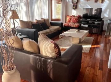 Casa · 290m² · 11 Ambientes · 2 Cocheras · Venta Casa 3 Dor Lomas de La Carolina. Una Planta