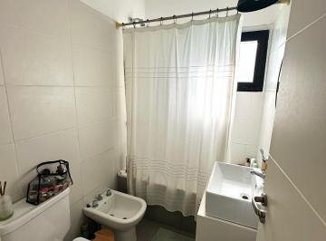 Departamento · 80m² · 4 Ambientes · 1 Cochera · Altos de Elenecuentro