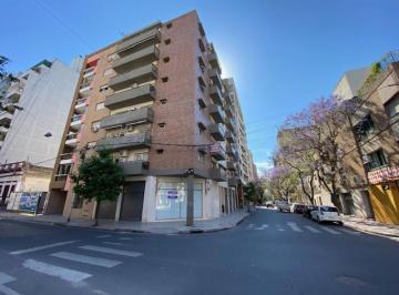 Local comercial · 43m² · 1 Ambiente · Local en Esquina Venta Centro