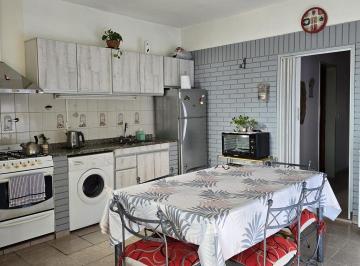 Departamento · 80m² · 5 Ambientes · Departamento en Duplex,5 Ambientes con Balcon y Patio.
