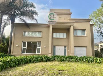 Casa · 285m² · 4 Ambientes · Casa en Venta Barrio Cerrado Campos de Alvarez