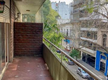 Departamento · 77m² · 3 Ambientes · Departamento en Venta en Caballito - 3 Ambientes Al Frente