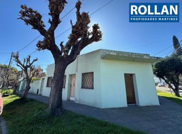 Casa · 79m² · 3 Ambientes · 1 Cochera · Casa de 3 Amb en Lote Propio! Venta en Villa Adelina