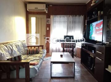 Casa · 200m² · 6 Ambientes · 4 Cocheras · Casa en Venta