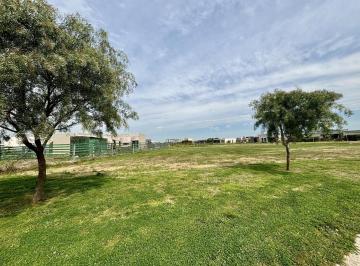 Terreno · 832m² · Venta de Lote en San Sebastian Area 8