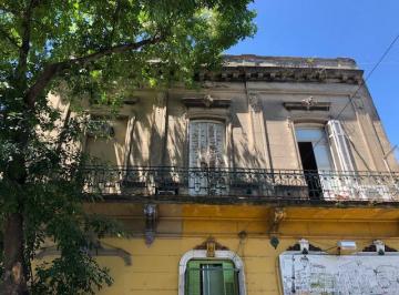 PH de 6 ambientes, La Boca · Amplio y Luminoso PH en Planta Alta en Esquina
