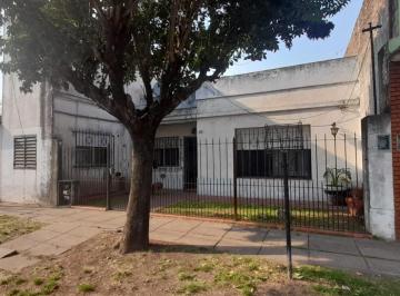 Campo · 134m² · 4 Dormitorios · Casa y Depto Ituzaingo Norte en Venta. Excelente Ubicacion