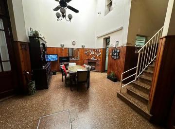 Casa de 4 ambientes, Villa Crespo · Excelente Propiedad Sobre Lote Propio 8.90 X 11.50 m