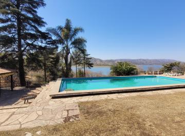 Casa de 6 ambientes, Villa Parque Siquiman · Vacaciones - Casa con Costa Al Lago Para 14 Personas