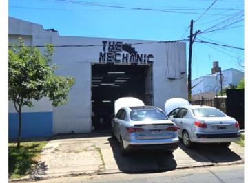 Bodega-Galpón · 132m² · 1 Ambiente · 6 Cocheras · Galpon Zona Oeste