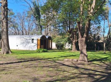 Quinta vacacional · 300m² · 6 Ambientes · 2 Cocheras · Quinta en Venta - Ingeniero Maschwitz.