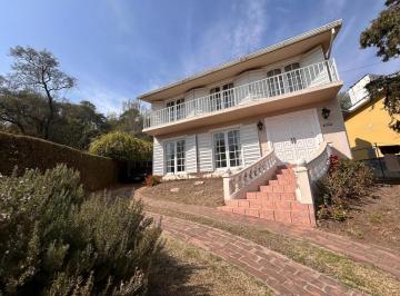 Casa · 161m² · 4 Ambientes · 2 Cocheras · Se Vende Casa en La Cuesta Villa Carlos Paz