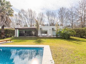 Casa · 120m² · 4 Ambientes · Casa en Venta con Escritura en San Andres, Villanueva, Tigre