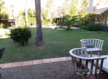 Casa · 150m² · 4 Ambientes · Barrio Cerrado Barrio Parque Los Robles del Monarca - Casa Venta Usd 150.000