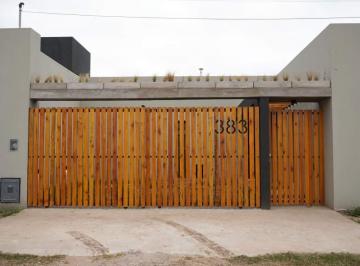 Foto · Venta PH 2 Ambientes con Garage, Patio Parilla en Lobos