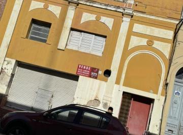 Terreno · 353m² · 5 Ambientes · Venta Casa - Terreno en Calle Rioja 1133, Barrio Alberdi, Córdoba