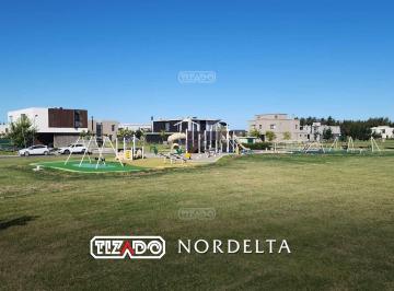 Terreno · 562m² · Terreno Lote en Venta en Carpinchos, Nordelta, Tigre