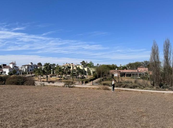 Terreno · 3048m²