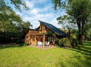 Casa · 108m² · 3 Ambientes · 1 Cochera · Casa en Venta - Villa General Belgrano