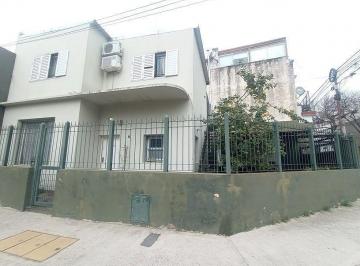 JAK-JAK-4037_2 · Parque Chas Hermosa Casa en Esquina