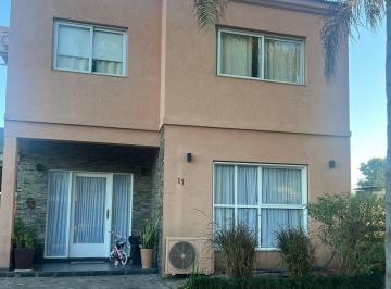 Casa de 5 ambientes, San Miguel · Barrio La Araucaria Casa en Venta. Retasada Financiación Propia