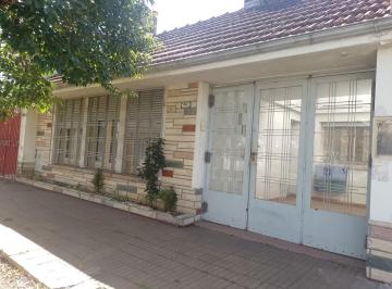 Casa · 160m² · 4 Ambientes · 1 Cochera · Casa Venta 3 Dorm. Garage Parque Taller Lote Doble