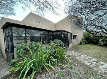 Casa · 300m² · 6 Ambientes · 2 Cocheras · Venta Casa 5 Dorm. Valle del Sol Mendiolaza