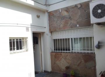 Casa · 75m² · 2 Dormitorios · Venta - Casa Interna - 2 Dorm. - Echesortu - Rosario