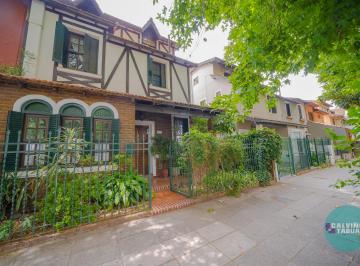 Casa de 5 ambientes, Agronomía · Casa en Barrio Rawson Estilo Ingles Frente a Agronomia