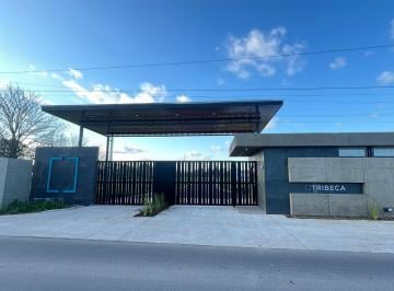 Terreno , La Plata · Venta Lote en Barrio Tribeca y 454