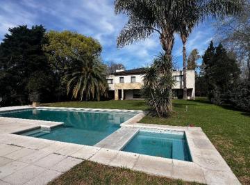 Casa · 590m² · 6 Ambientes · 3 Cocheras · San Carlos Country Club Casa en Venta