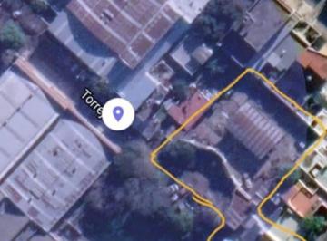 Bodega-Galpón · 840m² · Galpón en Venta Doble Lote y Doble Portón