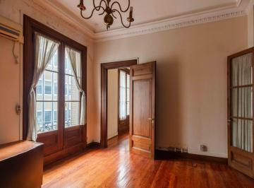 Departamento · 152m² · 4 Ambientes · 3 Dorm. en Venta a Reciclar en Microcentro. Edificio de Categoría. Muy Luminoso