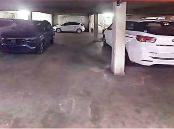 Garage · 17m² · Venta - Cochera en Planta Baja - Centro, Rosario