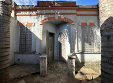 Casa · 458m² · 6 Ambientes · 2 Cocheras · Casa en Juncal Al 300