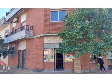 Casa · 235m² · 6 Ambientes · 1 Cochera · Casa en Venta - Ciudadela