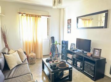 Departamento de 2 ambientes, La Plata · 12 y 525 Tolosa - 2 Dorm - Reciclado