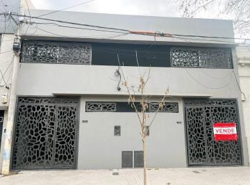 Casa · 87m² · 4 Ambientes · 1 Cochera · Poeta Marcos Lenzoni 1125