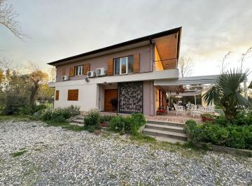 Casa · 600m² · 5 Ambientes · 2 Cocheras · Casa 5 Amb 600 m² Edificados. S/ Fracción 14.138 m² - Lujan