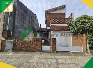 ALE-ALE-10237_2 · Venta - Casa - 3 Dorm. - Villa Ballester