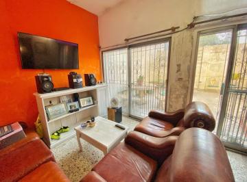 Casa · 116m² · 4 Ambientes · 1 Cochera · Venta Casa 4 Amb 200 m² Valentin Alsina