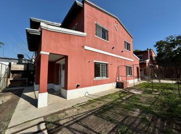 Casa de 3 ambientes, Almirante Brown · Duplex de 2 Dorm., Cochera y Jardin - Adrogue - Oportunidad