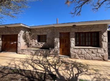 Casa de 7 ambientes, Mayor Drummond · Forza Vende - Casa 473 m² / 211 m². Drummond, Lujan.