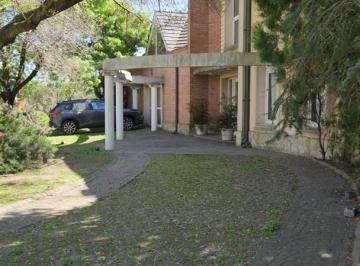 Casa · 340m² · 6 Ambientes · 2 Cocheras · Casa Chalet en Venta en Ayres del Pilar, Pilar, G. B. a. Zona Norte