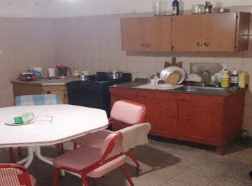 Casa · 86m² · 4 Ambientes · 1 Cochera · Casa en Santa Fe