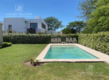 Casa · 400m² · 5 Ambientes · 2 Cocheras · Villa Allende - La Morada - 3 Dorm. - Cerca del Ingreso.