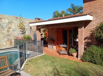 Casa de 6 ambientes, Córdoba · Excelentes! 2 Inmuebles Contiguos en Zona Cerro de Las Rosas