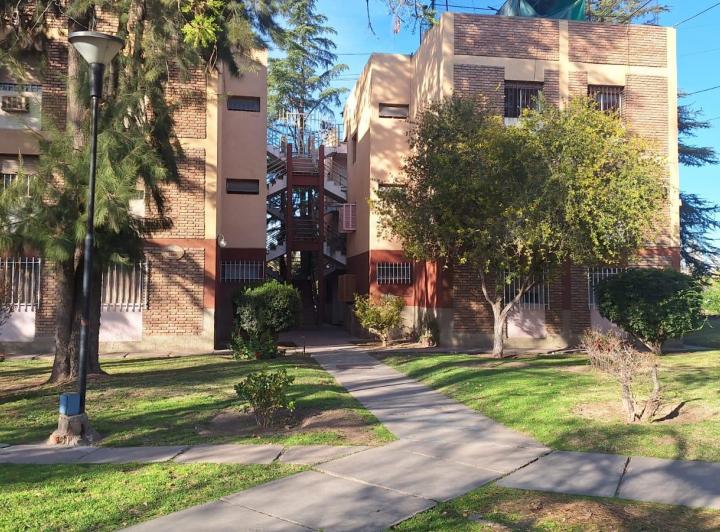 Departamento · 80m² · 4 Ambientes